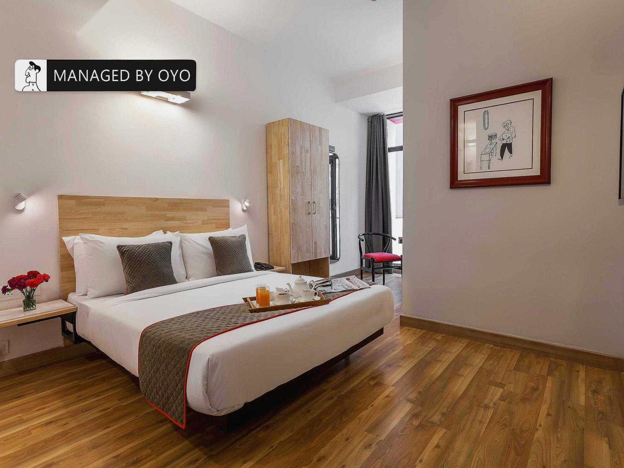 Hotel Gautam Residency Нью-Дели Экстерьер фото