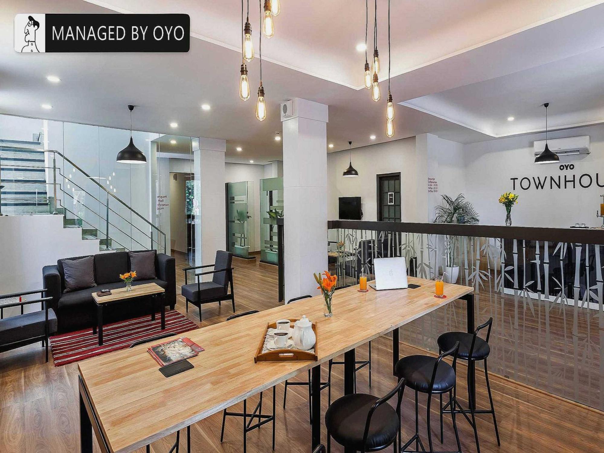 Hotel Gautam Residency Нью-Дели Экстерьер фото