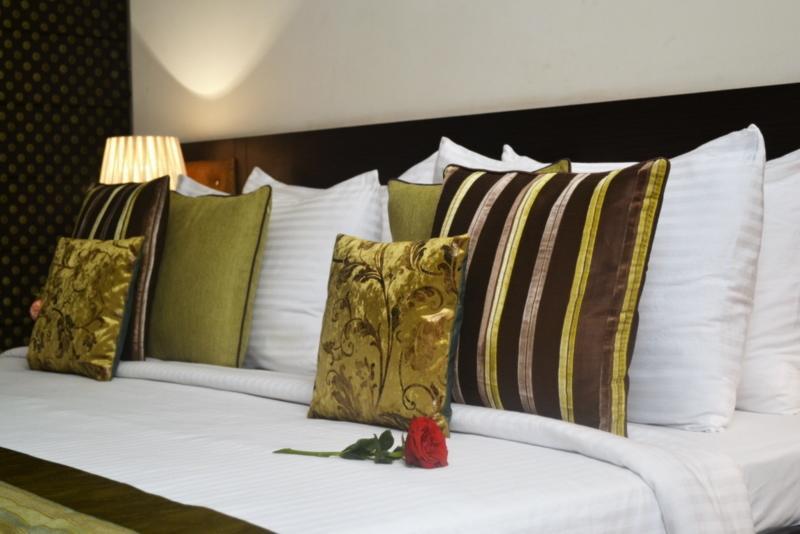 Hotel Gautam Residency Нью-Дели Экстерьер фото
