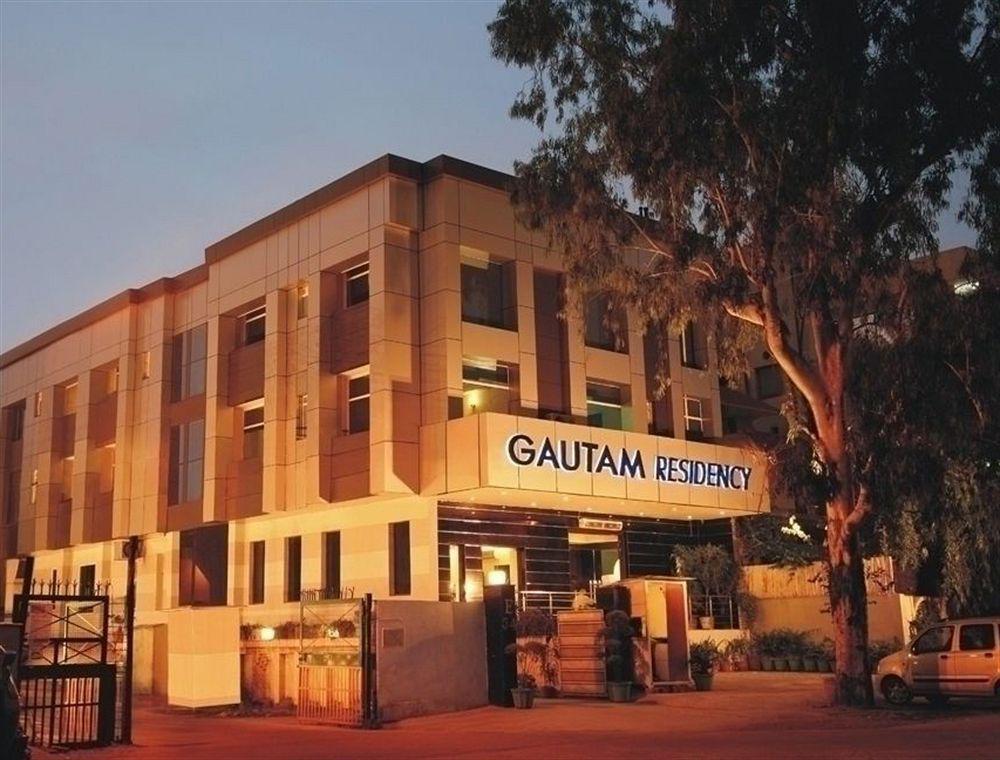 Hotel Gautam Residency Нью-Дели Экстерьер фото